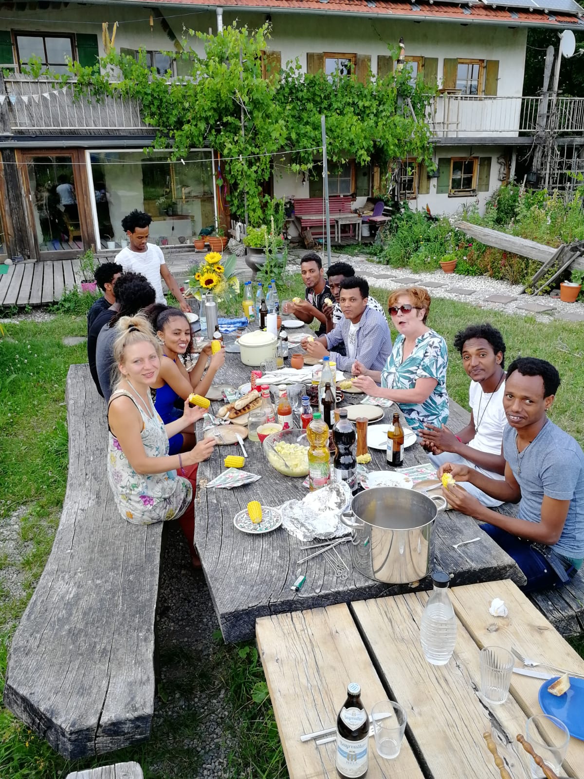 Abschlussgrillen des Berufsorientierungskurses
